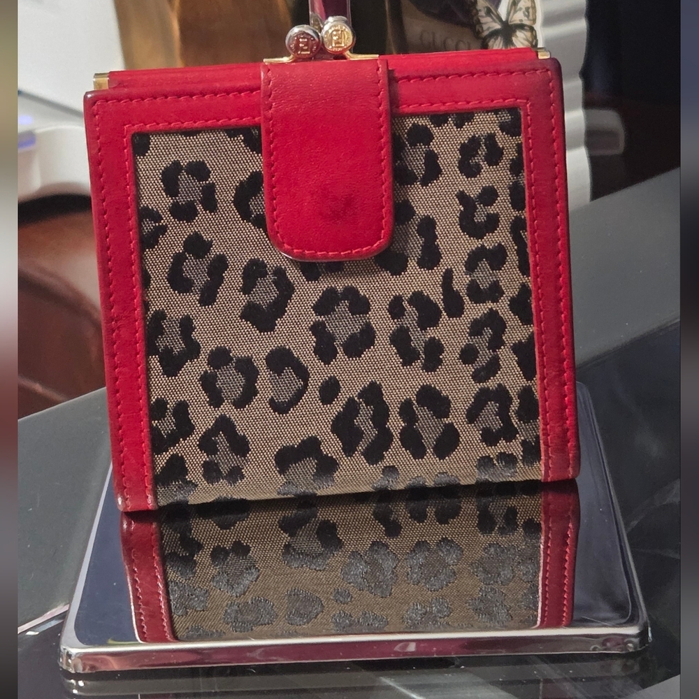 FENDI KISS LOCK LEOPARD PRINT WALLET- Vintage - Picture 9 of 9